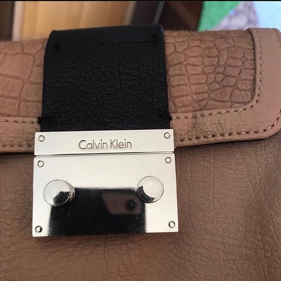 Calvin Klein Purse - Picture 2 of 7